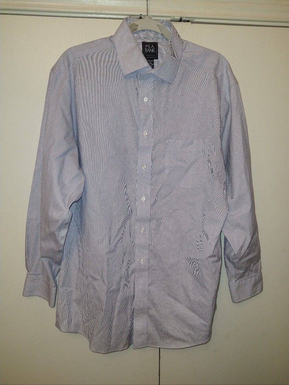 Jos A Bank Traveler Traditional Fit Long Sleeve Button Up Shirt Men's sz 16-33.